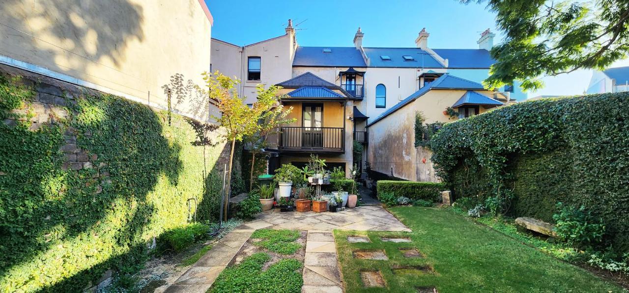Grand Terrace With Secret Garden - 4 Bedrooms