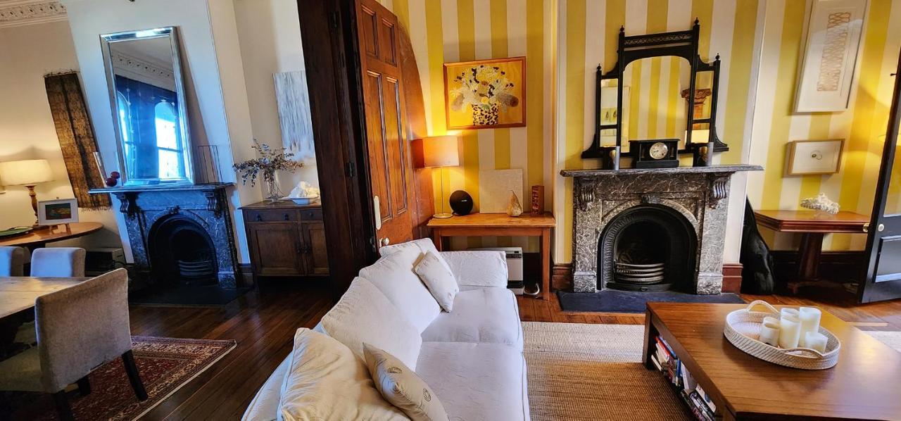 Grand Terrace With Secret Garden - 4 Bedrooms
